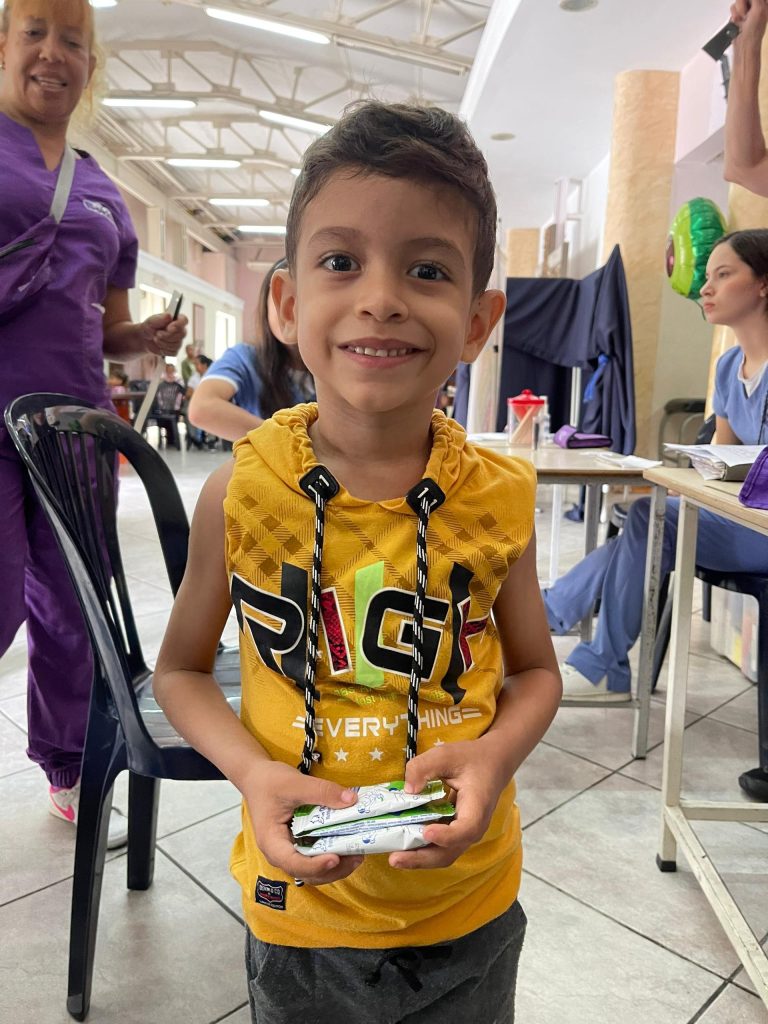 Campaña Bokitas y Pharma Donacion de Nutributter 6